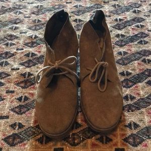 Suede Hush Puppies Size 11